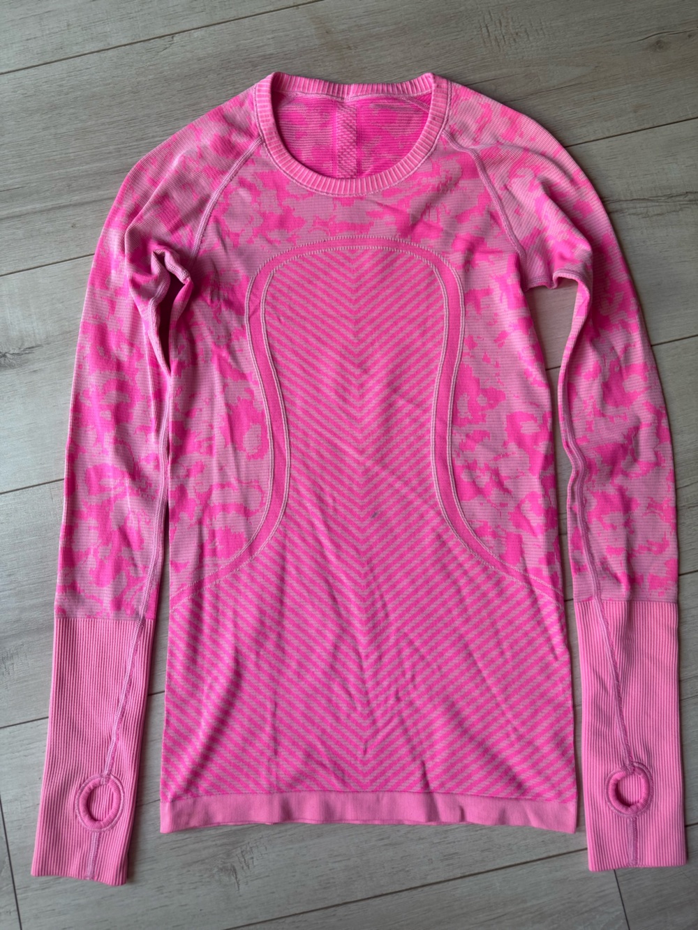 Lululemon Pink Swiftly Long sleeve